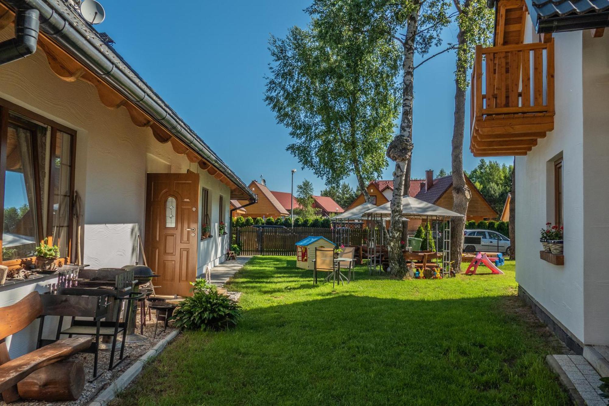 Lesna Chata Jaroslawiec Bagian luar foto