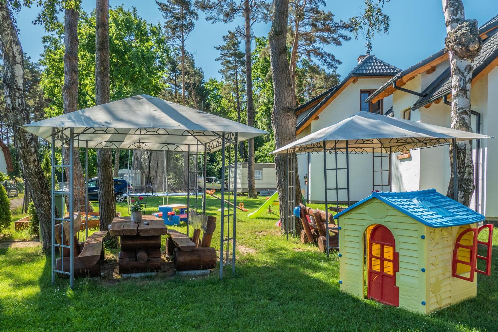 Lesna Chata Jaroslawiec Bagian luar foto